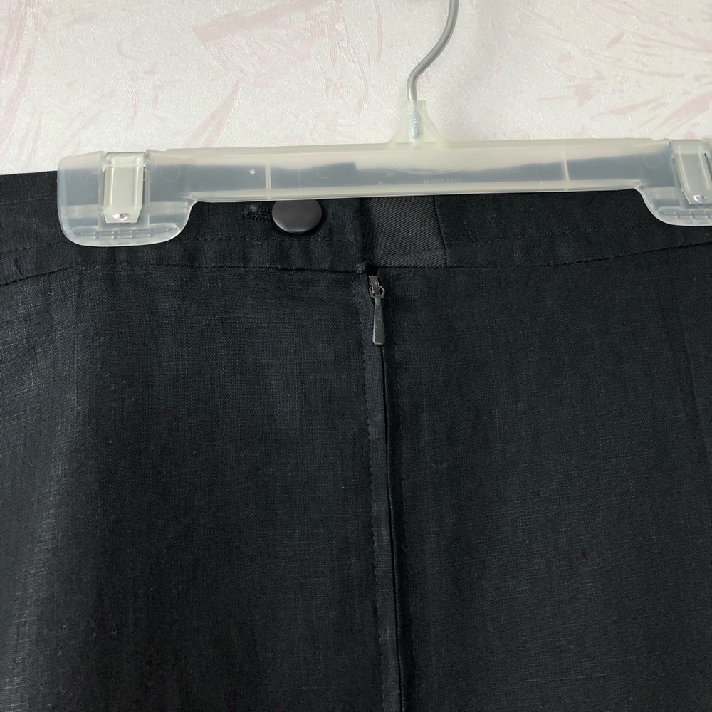 Louis Feraud vintage black linen skirt. - Picture 6 of 7